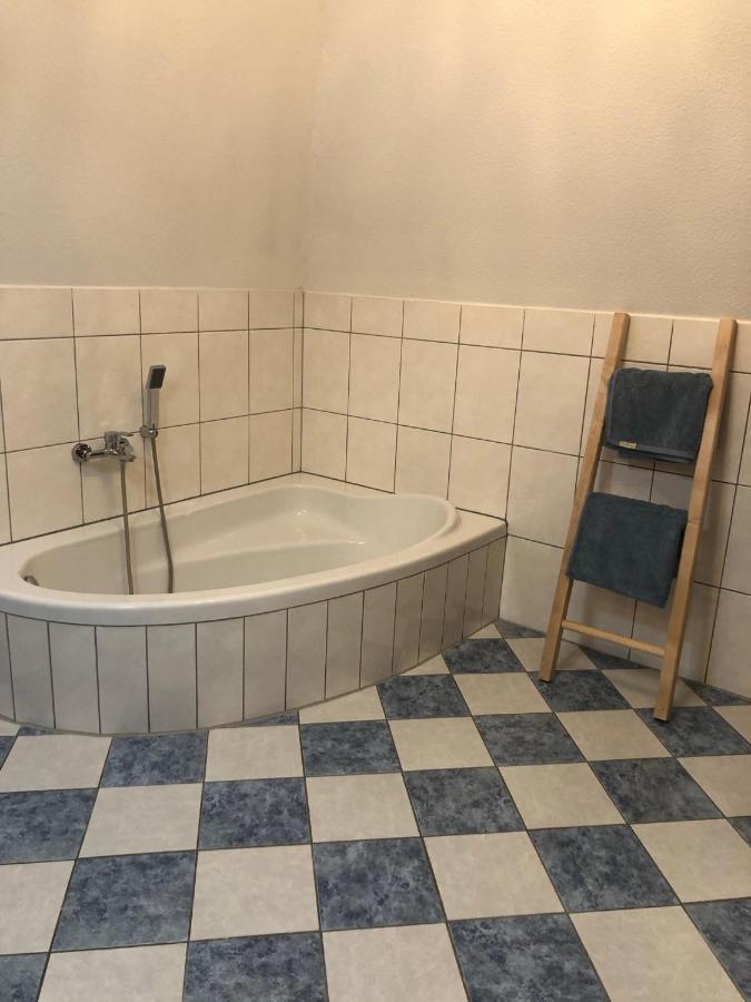 Apartamento Wohnen Am Solbad II Bad Salzungen Exterior foto